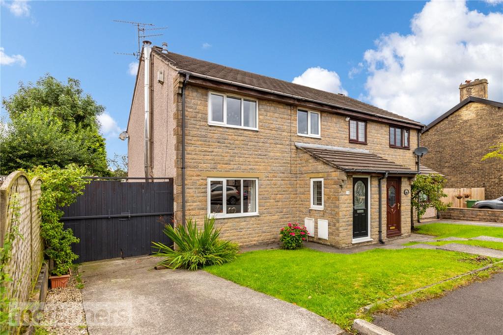 Bury Street, Oswaldtwistle... 3 bed semidetached house £175,000
