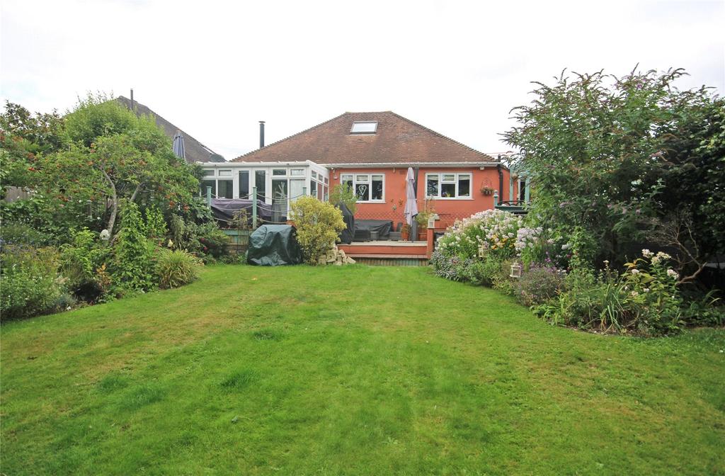 High Ridge Crescent, New Milton, BH25 2 bed bungalow £599,950