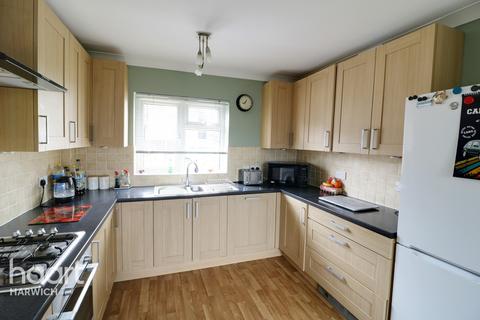 90 Ashley Road, Harwich, CO12 4AP