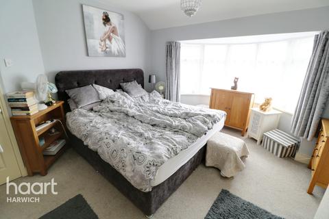 90 Ashley Road, Harwich, CO12 4AP