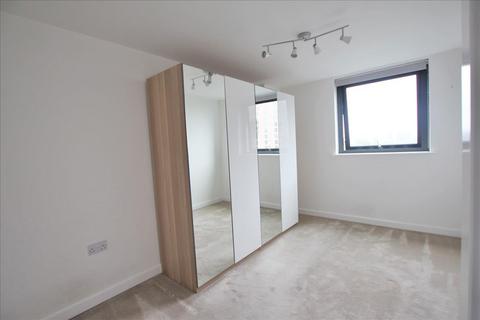 2 bedroom flat to rent, Kingfisher Heights, Waterside Way, Tottenham, London, N17