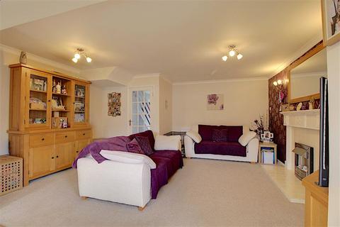 9 Abbeydale Crescent, Grantham, NG31 8EX