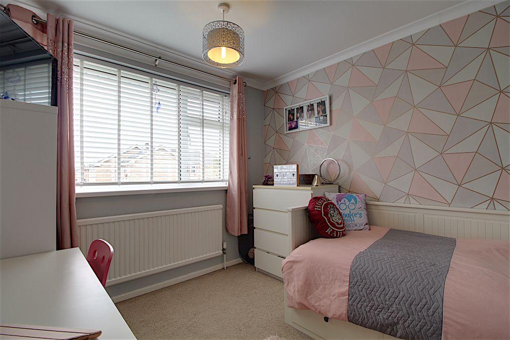Bedroom 2 (Double)