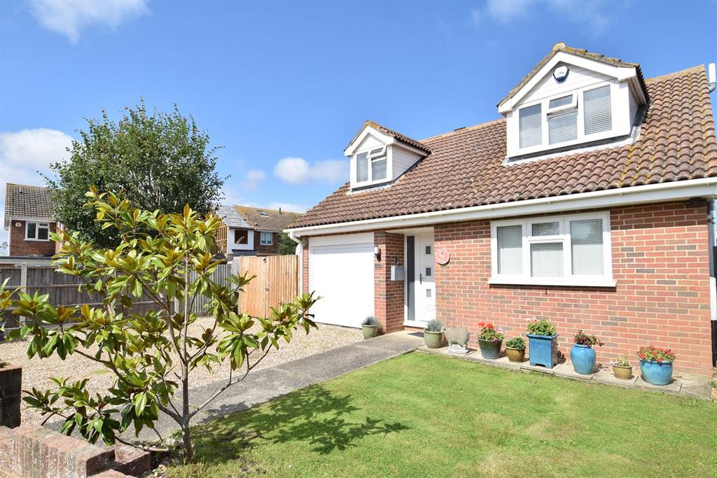 St. Marys Grove, Whitstable 3 bed detached house £599,995