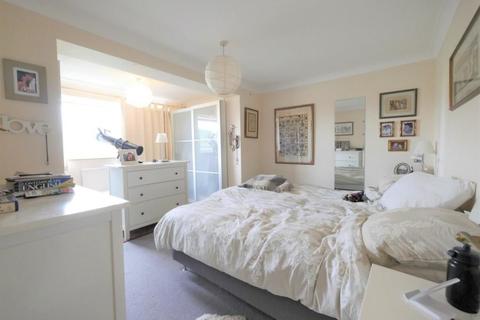 42 Broomhayes, Ipswich, IP2 9DA
