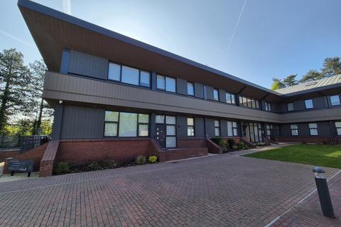 1 bedroom ground floor maisonette to rent, Fairview House, Ashwood Way RG23
