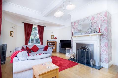 1 Hints Road, Hopwas, Tamworth, B78 3AB