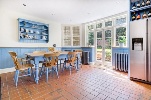 1 Hints Road, Hopwas, Tamworth, B78 3AB