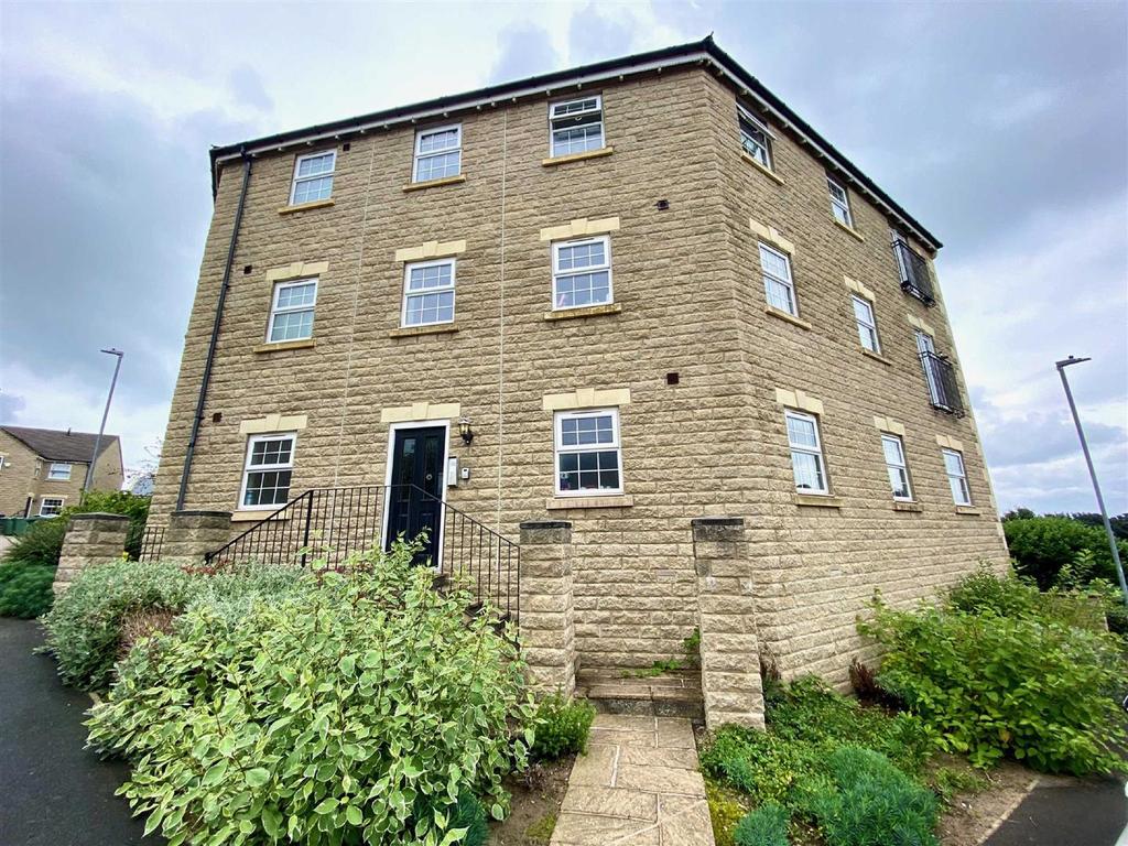 Gardeners Walk, Skelmanthorpe... 2 bed apartment £125,000