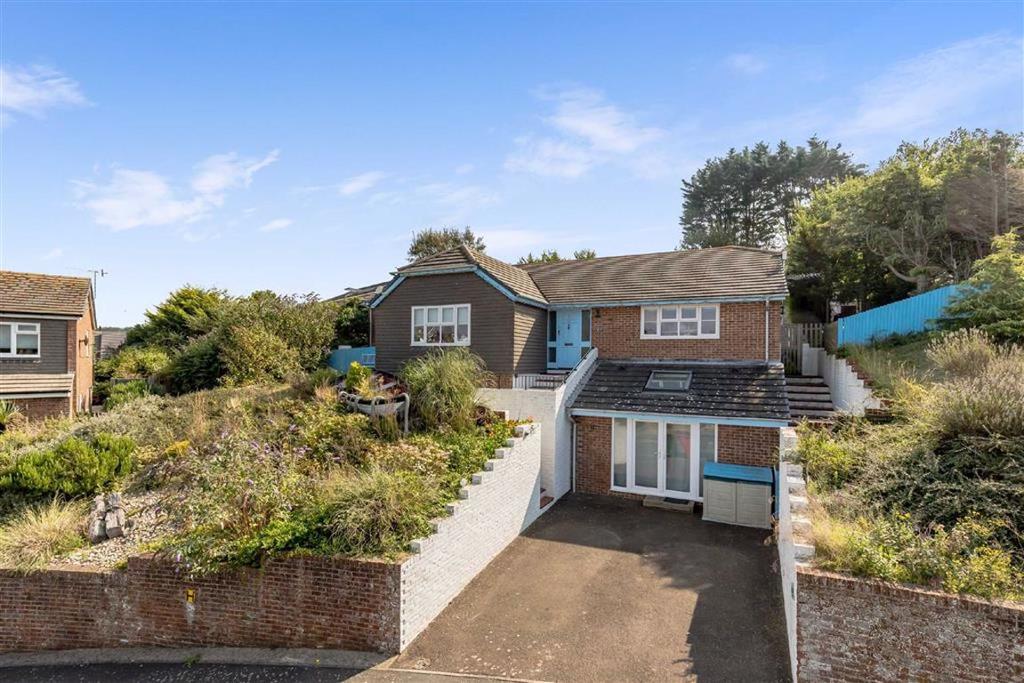 Dukes Close, Seaford, East Sussex 3 bed detached house £550,000