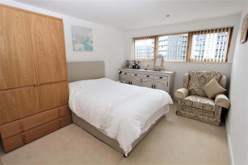 Bedroom 2 .jpg