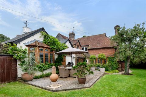 Pear Tree House, 84 High Street, Haslemere, GU27 2LA