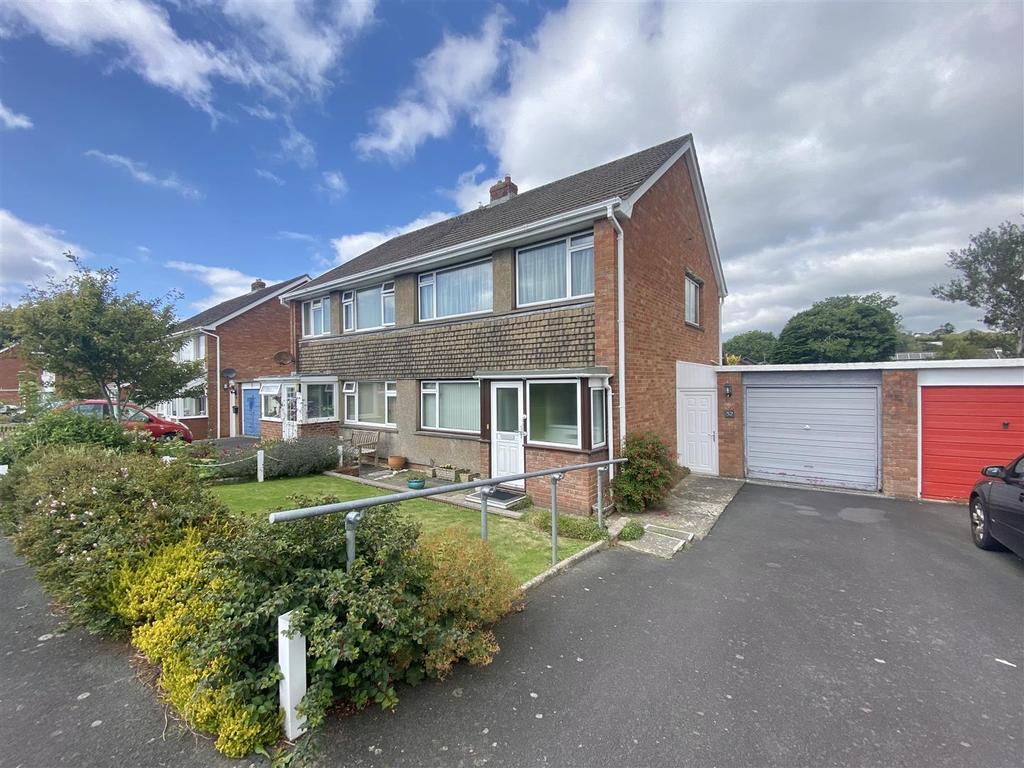 Erw Goch, Waunfawr, Aberystwyth 3 bed semidetached house £220,000