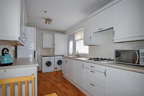 132 Ark Royal, Bilton, Hull, HU11 4BP