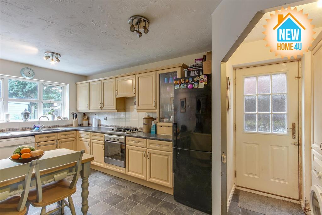 Kitchen: