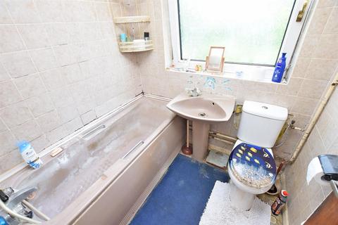 321 Beechings Way, Rainham, Gillingham, ME8 7BP