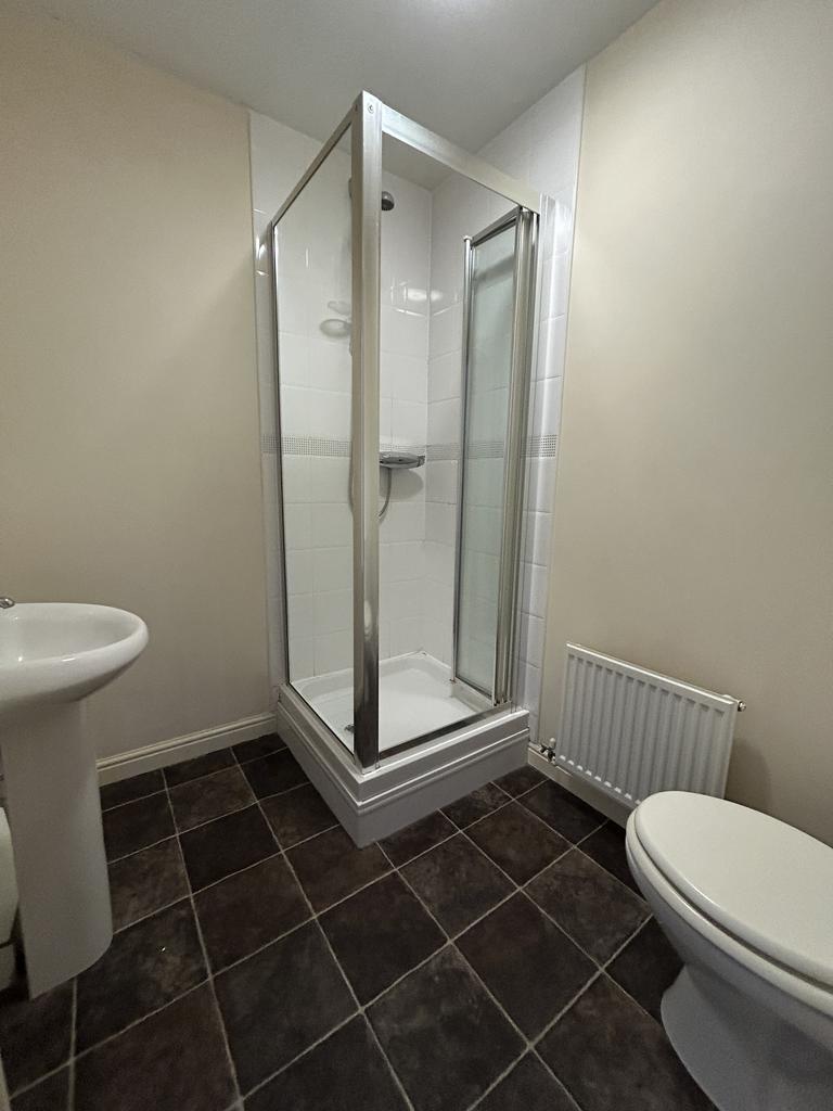 En-suite bathroom