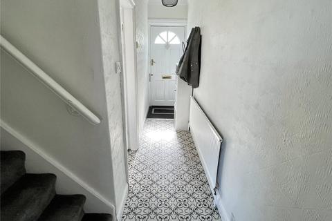 98 Moorside, Cleckheaton, BD19 6JX
