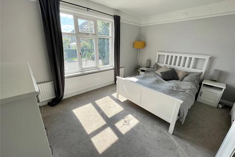 98 Moorside, Cleckheaton, BD19 6JX