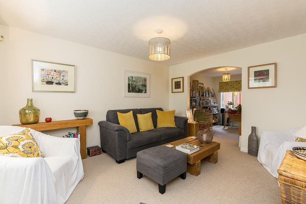 Gateside Avenue, Haddington, EH41 3 bed semidetached house £220,000