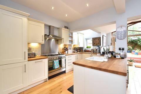35 Parbury Road, London, SE23 1NZ