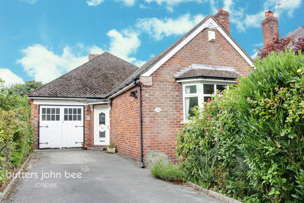 Rope Lane, Crewe 2 bed detached bungalow £230,000