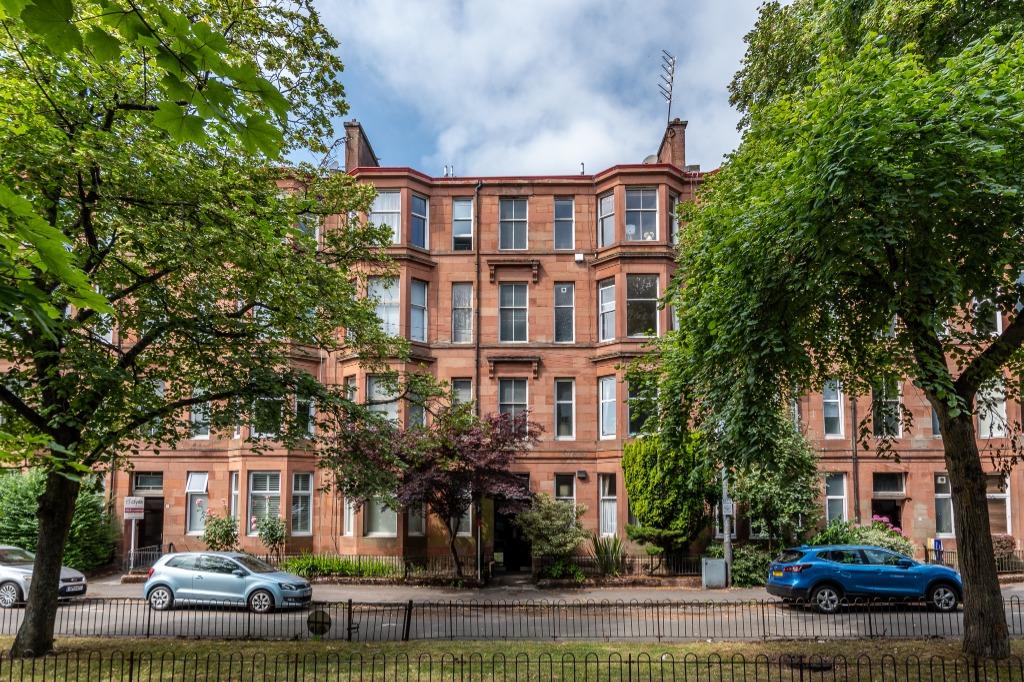 Airlie Street, Flat 3/1, Hyndland, Glasgow, G12 9RJ 1 bed flat £165,000