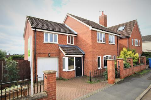 4 bedroom detached house to rent, Littlewood, Rothwell  NN14