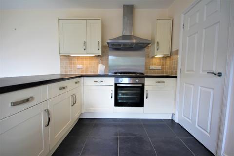 4 bedroom detached house to rent, Littlewood, Rothwell  NN14