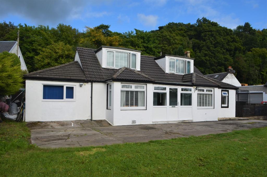 Dunivard Road, Garelochhead, Argyll &... 2 bed detached bungalow £230,000