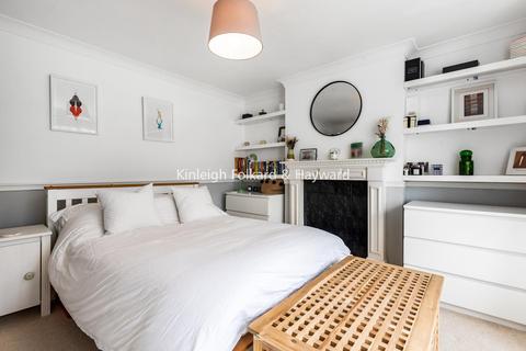 9a Winterstoke Road, London, SE6 4UG