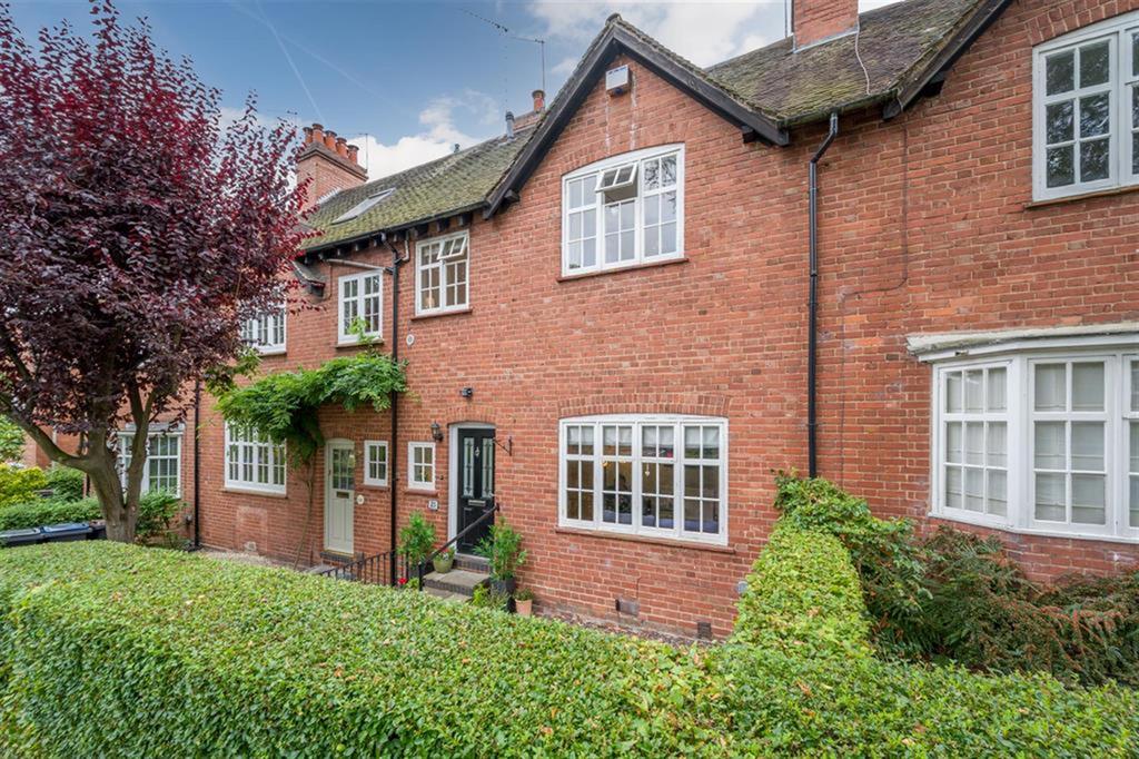 Margaret Grove, Harborne, Birmingham, B17 9JJ 3 bed terraced house £