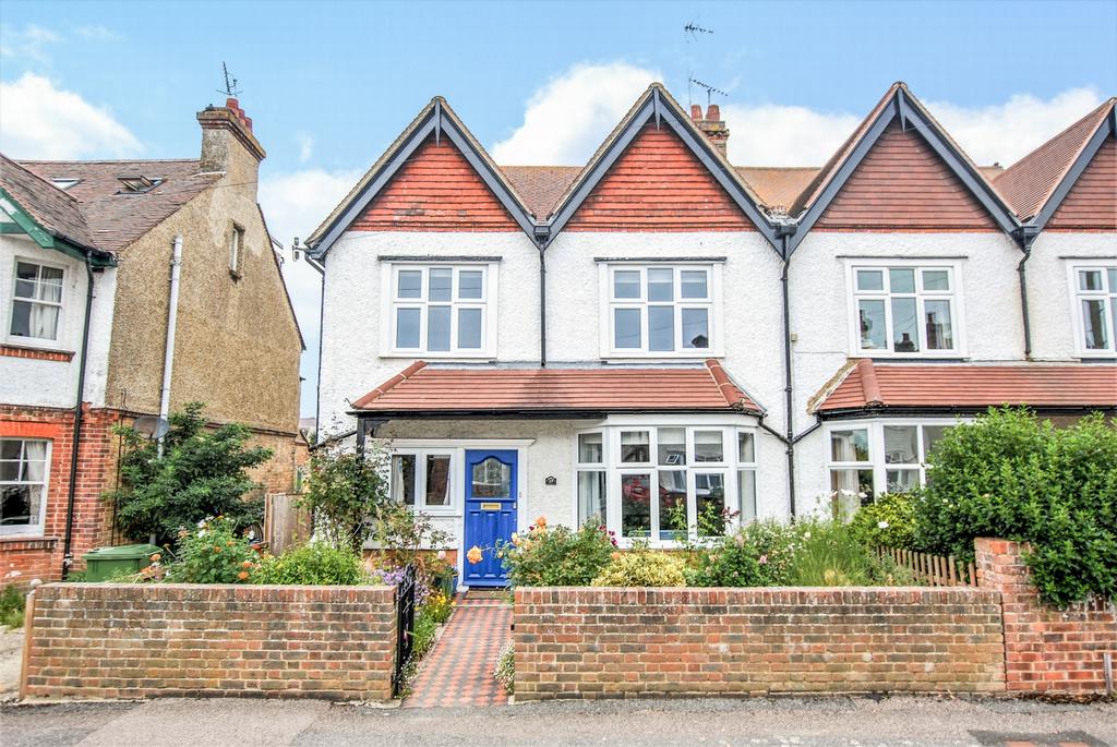 Earlsfield Road, Hythe, CT21 5 bed semidetached house £650,000