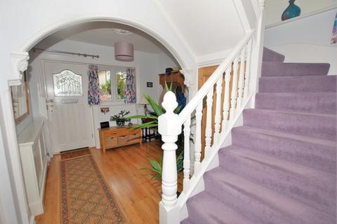 17 Earlsfield Road, Hythe, CT21 5PE