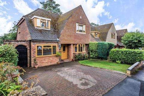 36 Ridgeway Close, Lightwater, GU18 5XX