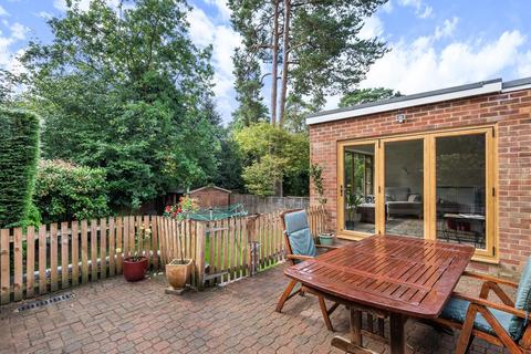 36 Ridgeway Close, Lightwater, GU18 5XX