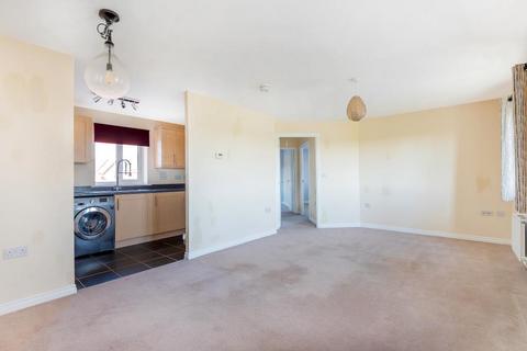 2 bedroom apartment to rent, Berryfields,  Aylesbury,  HP18