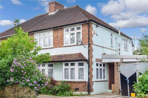 3 bedroom semi-detached house for sale - Kendor Avenue, Epsom, Surrey