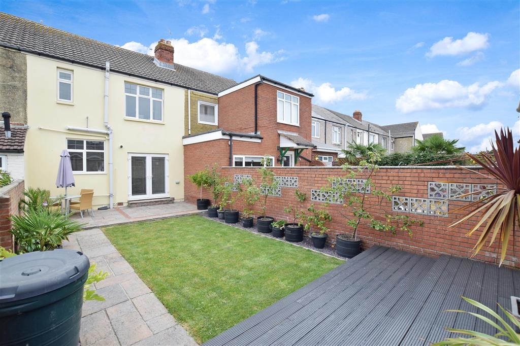 Hayling Avenue, Baffins, Portsmouth... 3 bed terraced house £360,000