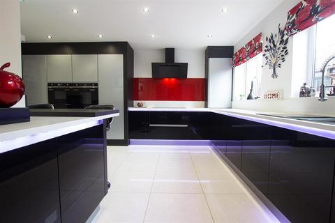 40 Jacks Key Drive, Darwen, BB3 2LG