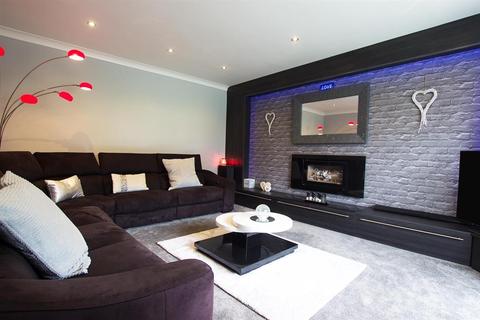 40 Jacks Key Drive, Darwen, BB3 2LG