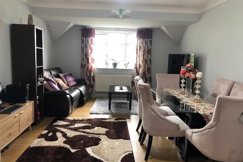 undefined, Draycott Avenue, Kenton, HA3