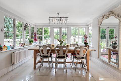 College House College Drive, Thames Ditton, KT7 0LB