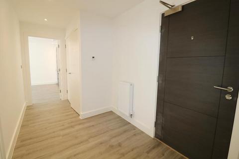 2 bedroom flat to rent, George Street, Victoria Point, Ashford, TN23