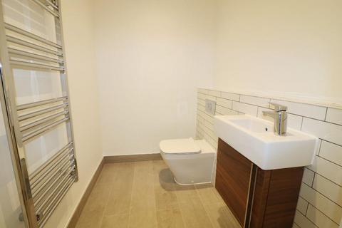 2 bedroom flat to rent, George Street, Victoria Point, Ashford, TN23