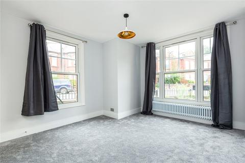 118 Midmoor Road, London, SW12 0ET