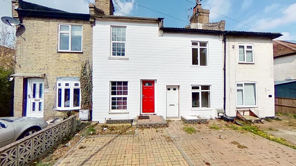 Queens Road, Maidstone, Kent, ME16 2 bed terraced house £220,000