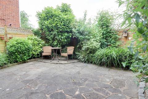 17 Danemead, Hoddesdon, EN11 9LT