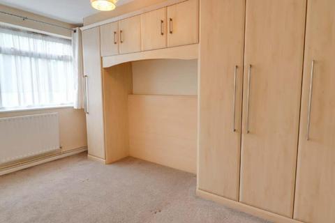 17 Danemead, Hoddesdon, EN11 9LT