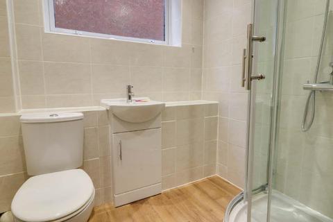 17 Danemead, Hoddesdon, EN11 9LT